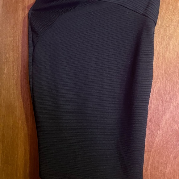 Black Pencil skirt - Picture 2 of 2